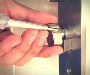 Community Locksmith Store Broadview Heights, OH 440-387-5899 - lock-locksmiths